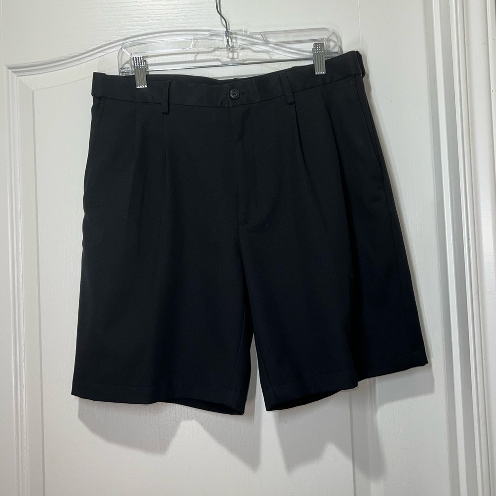 Perry Ellis Men's Black Polyester Pleated Golf Shorts PGA Tour Size 34